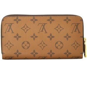 Louis Vittion wallet